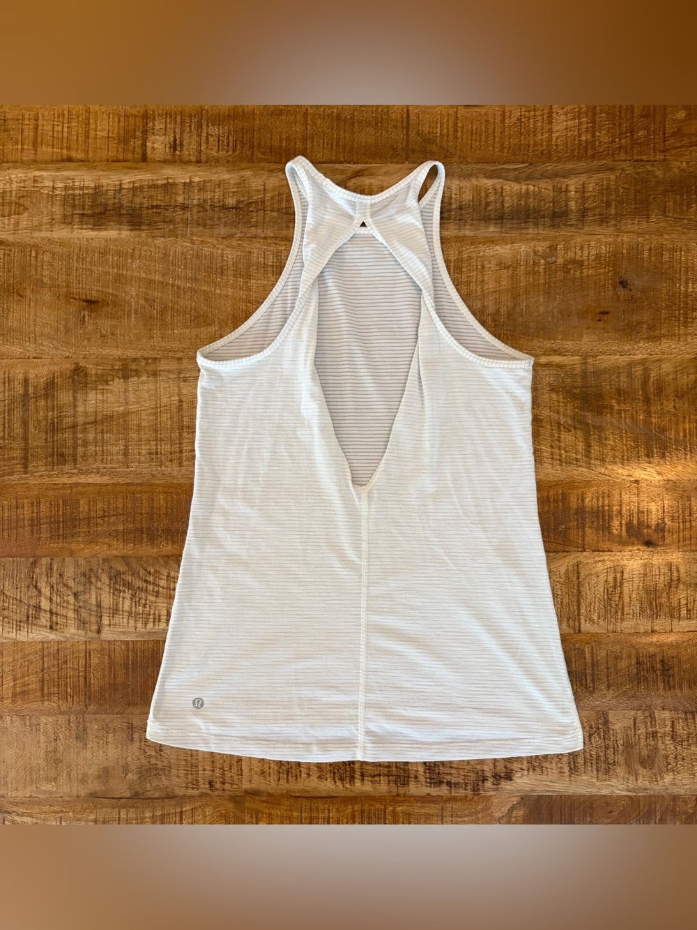 Lululemon Open Back Tanktop - Picture 2 of 4